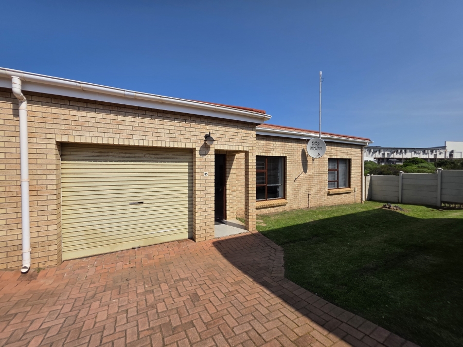 2 Bedroom Property for Sale in Ferreira Town Eastern Cape